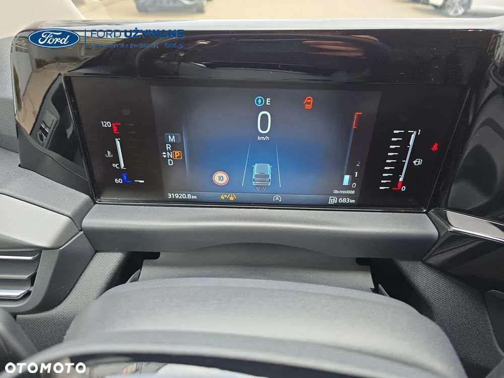 Ford Tourneo Custom - 18