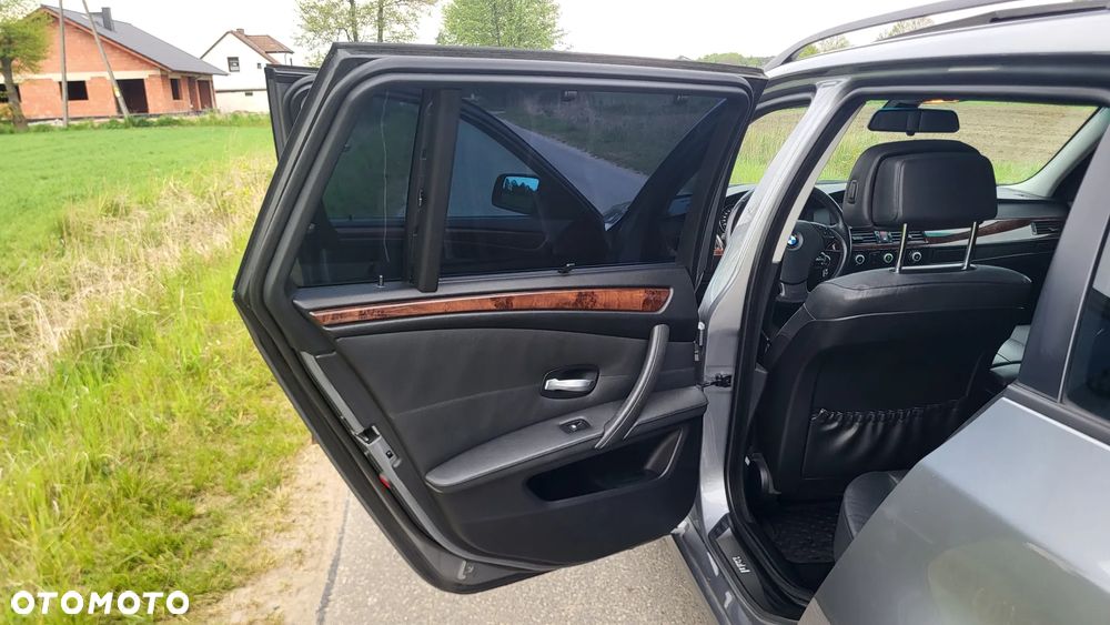 BMW Seria 5 535d - 15