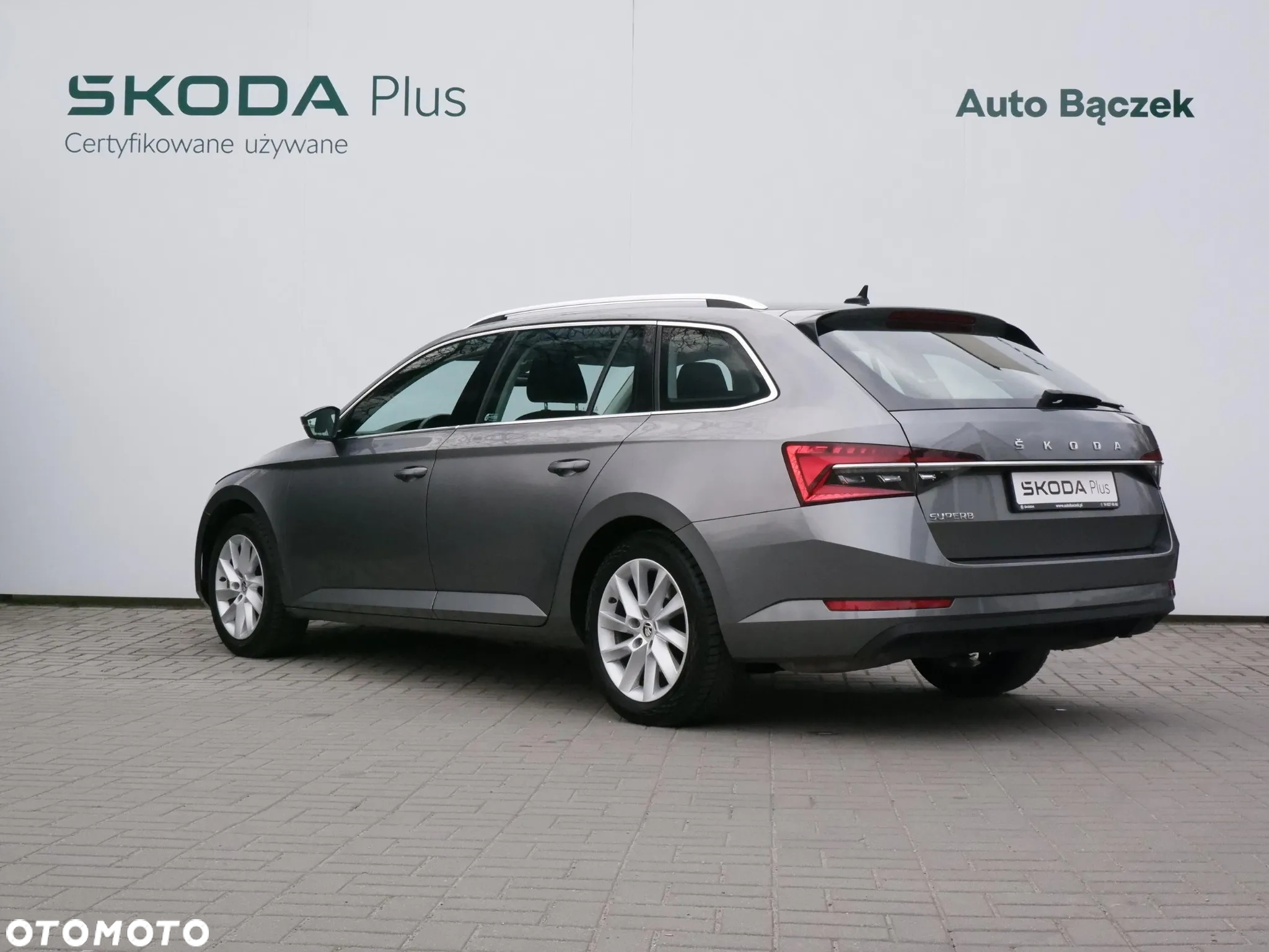 Skoda Superb 2.0 TSI Ambition DSG - 7