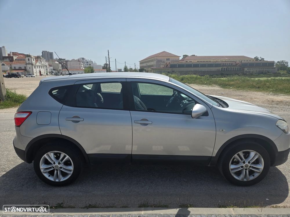 Nissan Qashqai 1.5 dCi 360 - 2