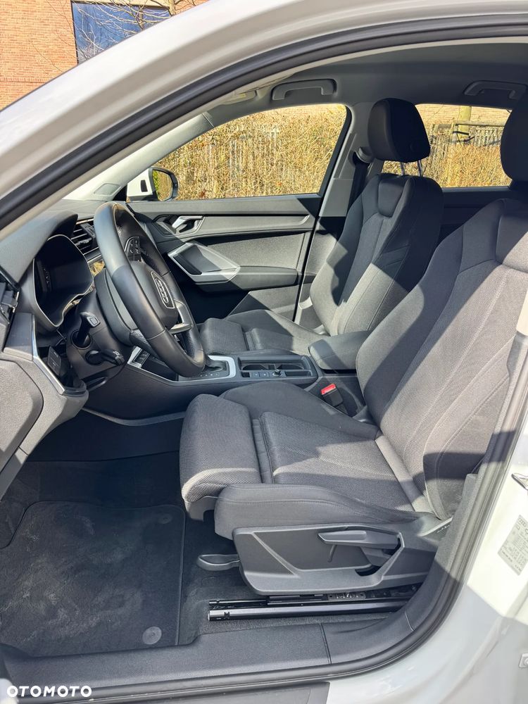 Audi Q3 35 TFSI S tronic - 8