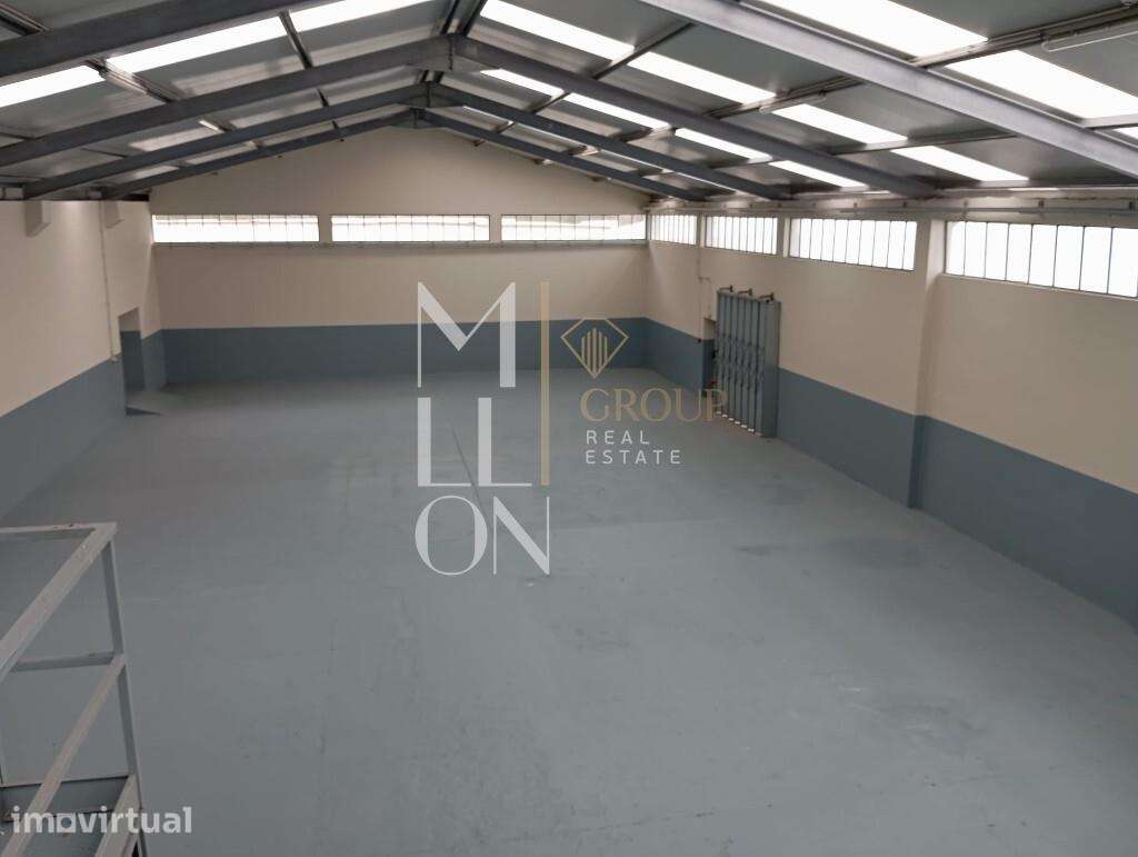 Oportunidade venda em conjunto de armazéns com cerca de 1.500 m2 de ár - Grande imagem: 5/24