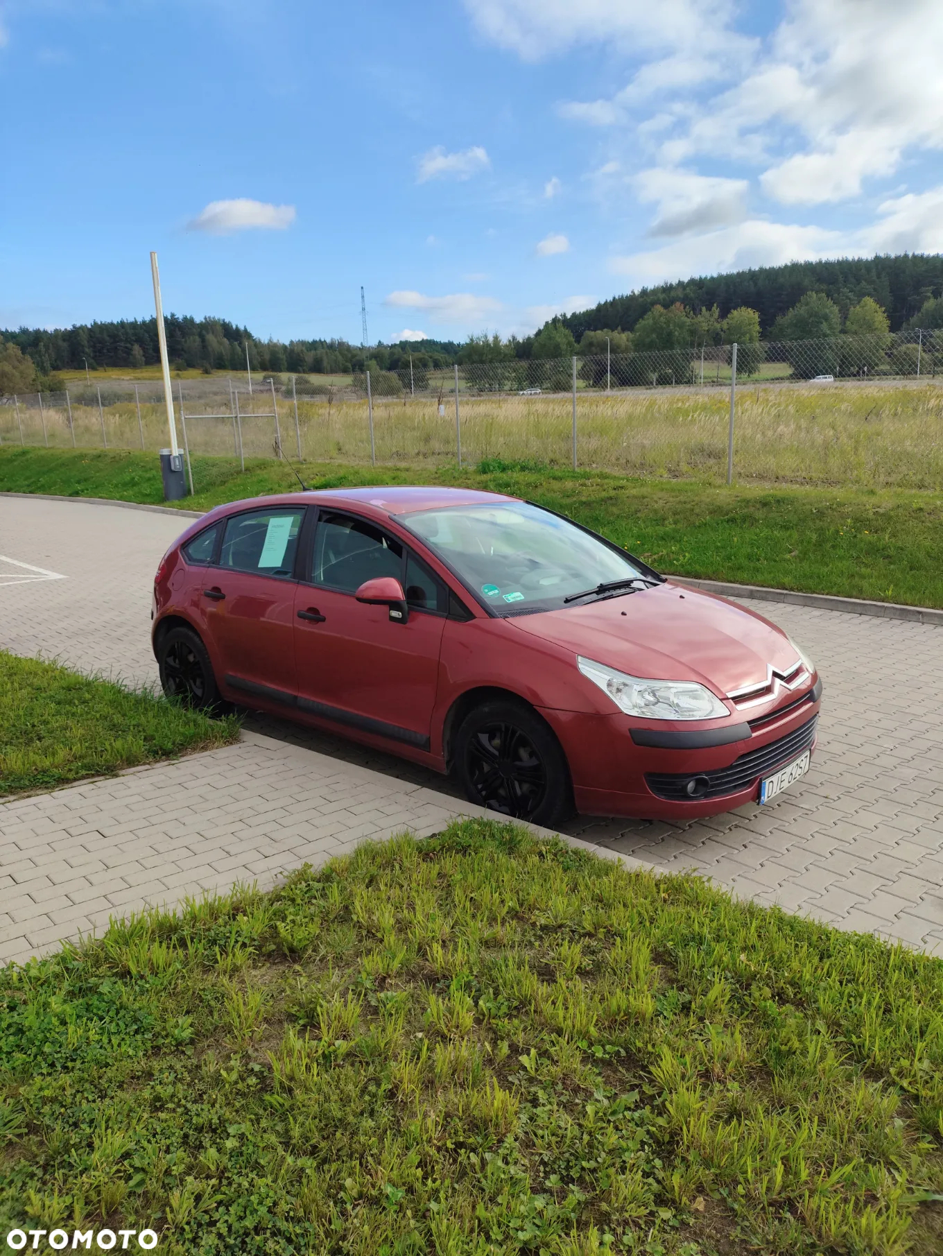 Citroën C4 1.4 16V X - 7