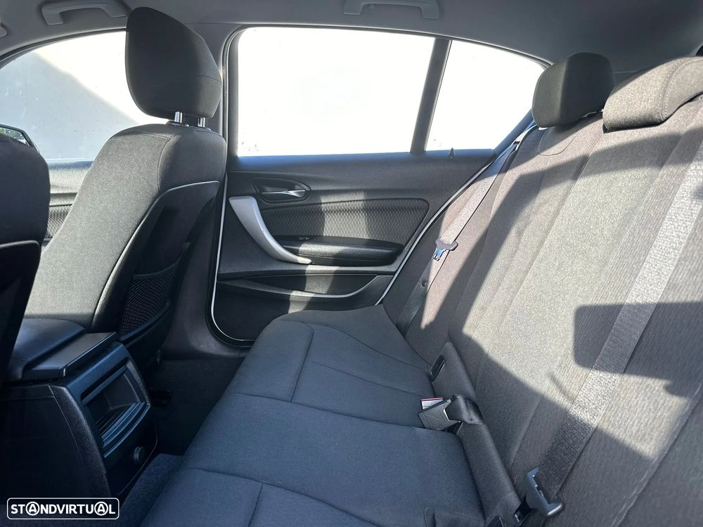 BMW 116 d Line Sport - 22