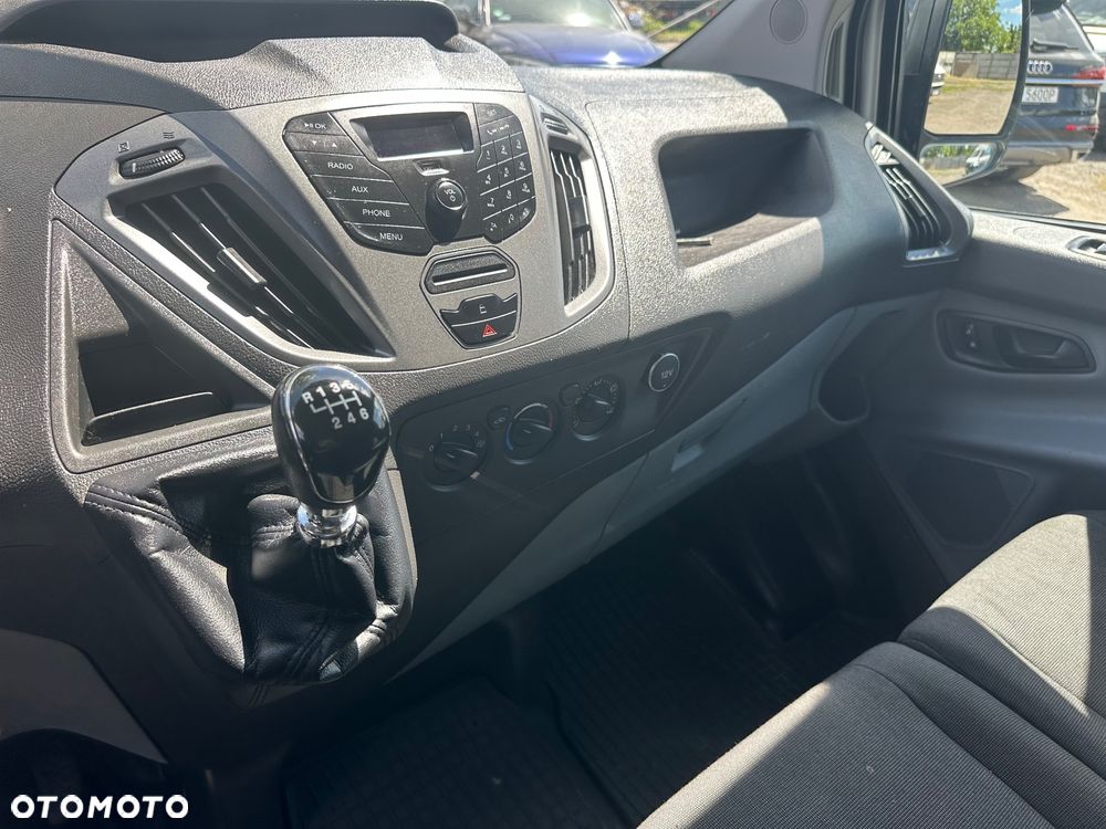 Ford Transit Custom 2.2 125ps 2014r L2H2 stan extra - 28