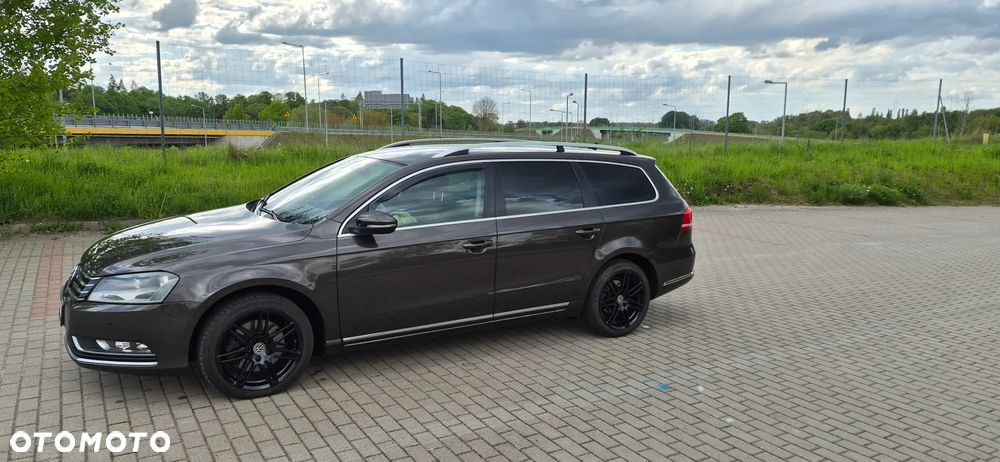 Volkswagen Passat 1.6 TDI Comfortline - 2