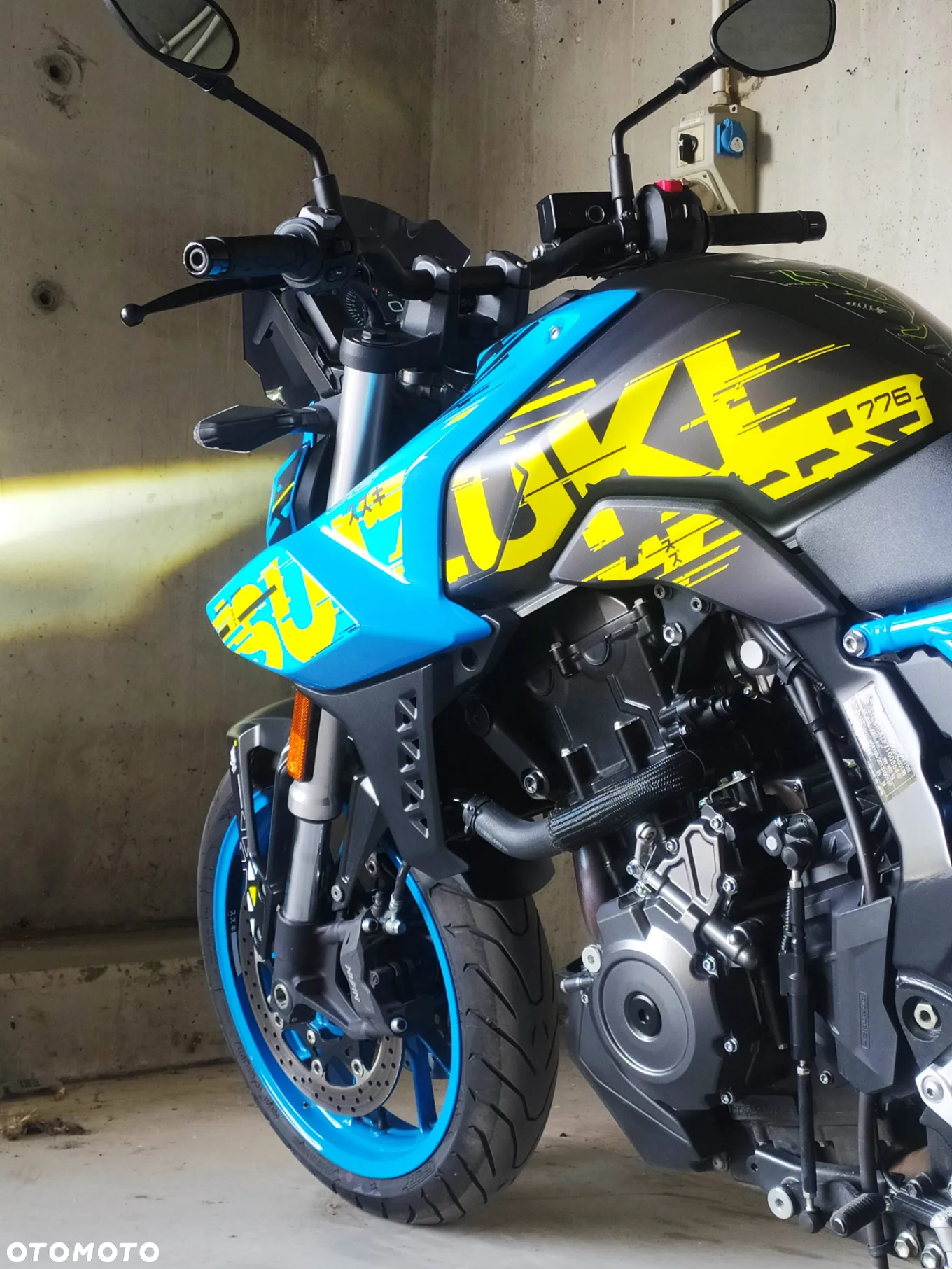 Suzuki GSX - 5