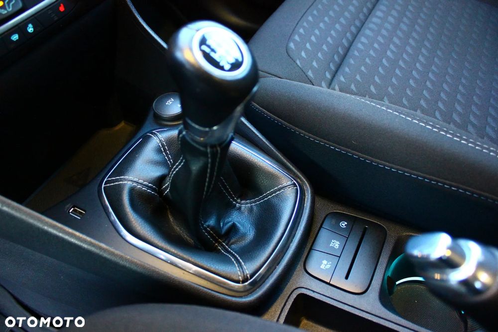 Ford Fiesta 1.1 Titanium ASS - 29