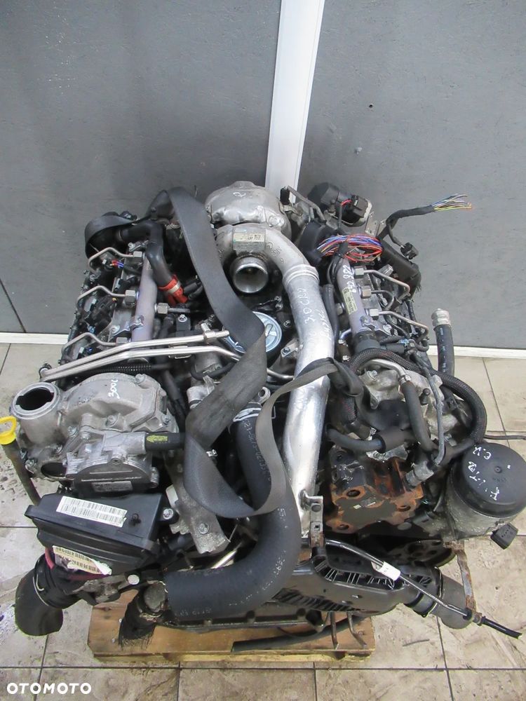Silnik kompletny Sprinter Jeep 300C w211 320 3.0 CDI 642.982 OM642982 OM642.982 - 1