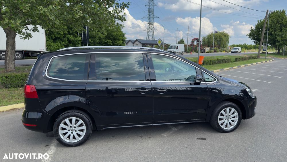 Volkswagen Sharan 2.0 TDI 4MOTION BlueMotion Technology Highline - 12