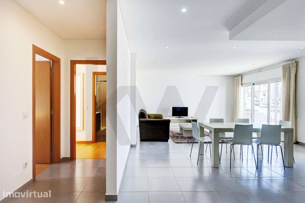 Apartamento T3 na Nazaré com 158 m2, varanda e piscina no rooftop - Grande imagem: 2/60