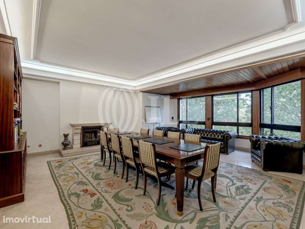 Apartamento T3 próximo da Praça de Espanha, em Lisboa - Grande imagem: 4/30