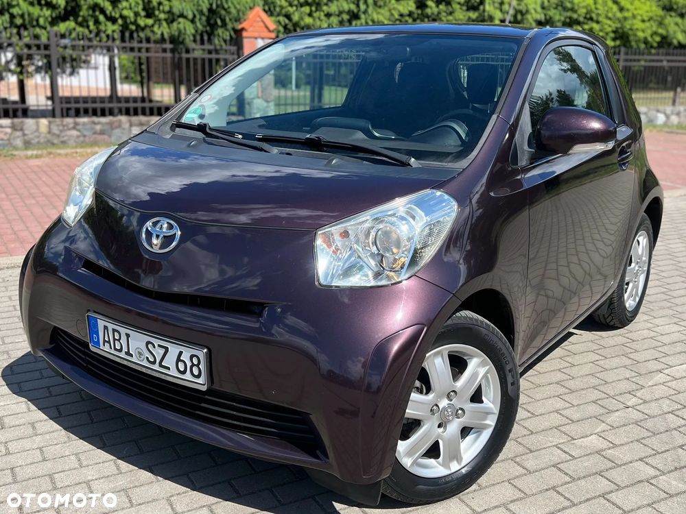 Toyota iQ 1.0 - 2