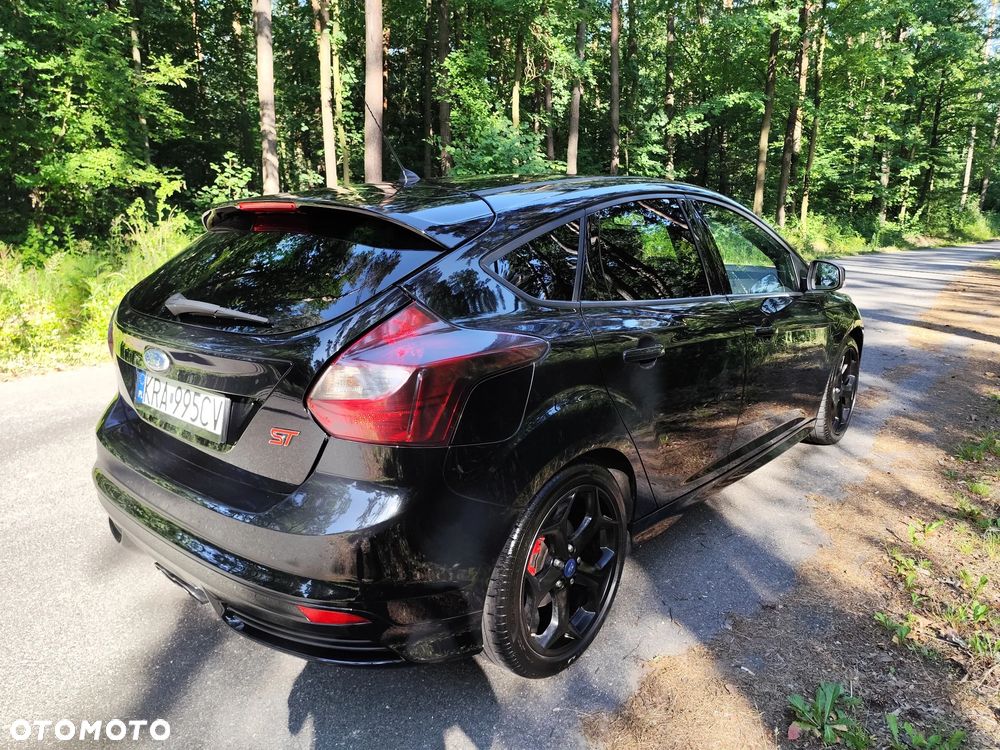 Ford Focus 2.0 EcoBoost ST - 6