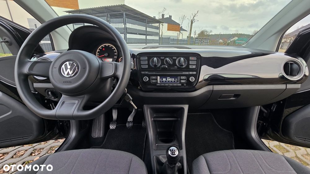 Volkswagen up! move - 21