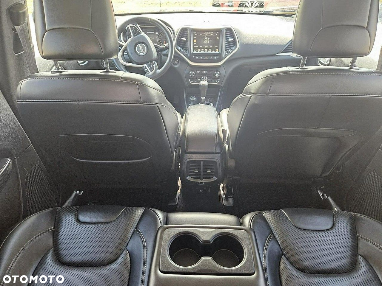 Jeep Cherokee - 5