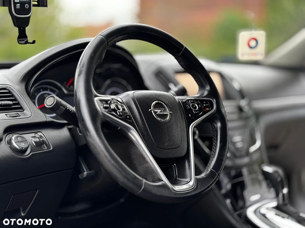 Opel Insignia - 31