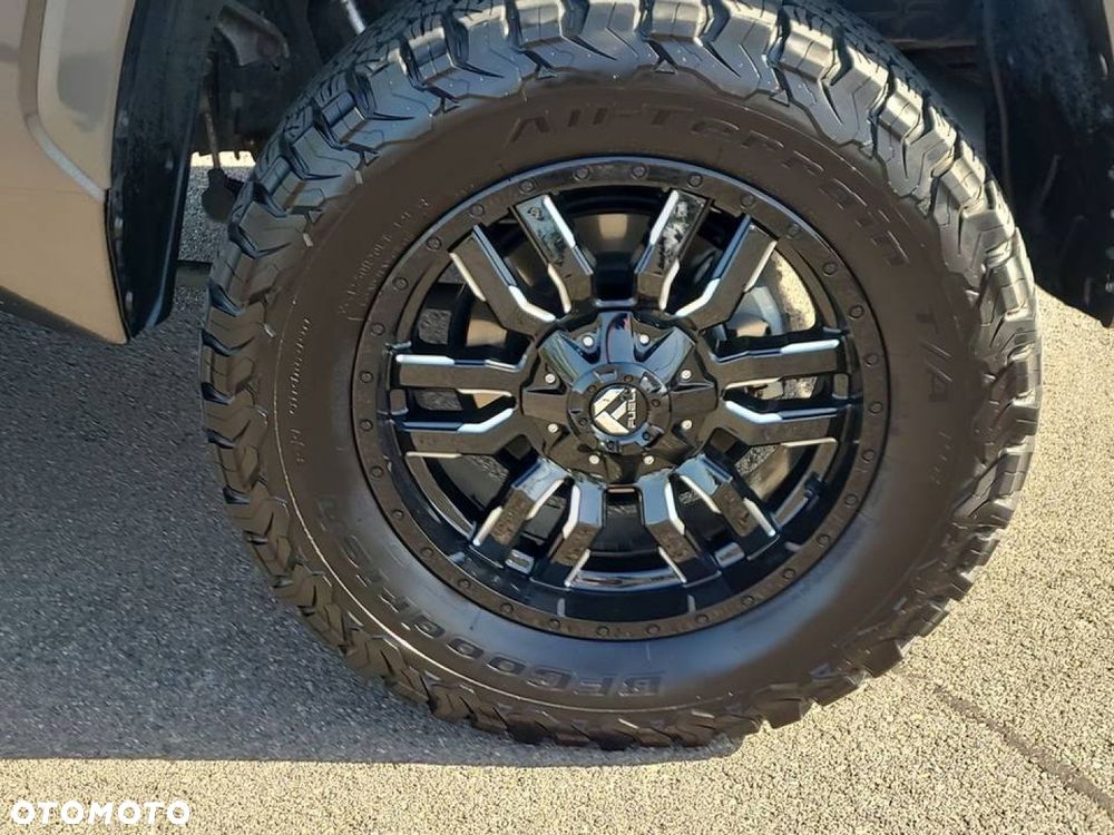 Toyota Tundra - 7
