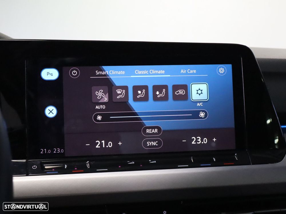 VW Golf Variant 2.0 TDi - 18