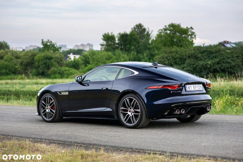 Jaguar F-Type - 16