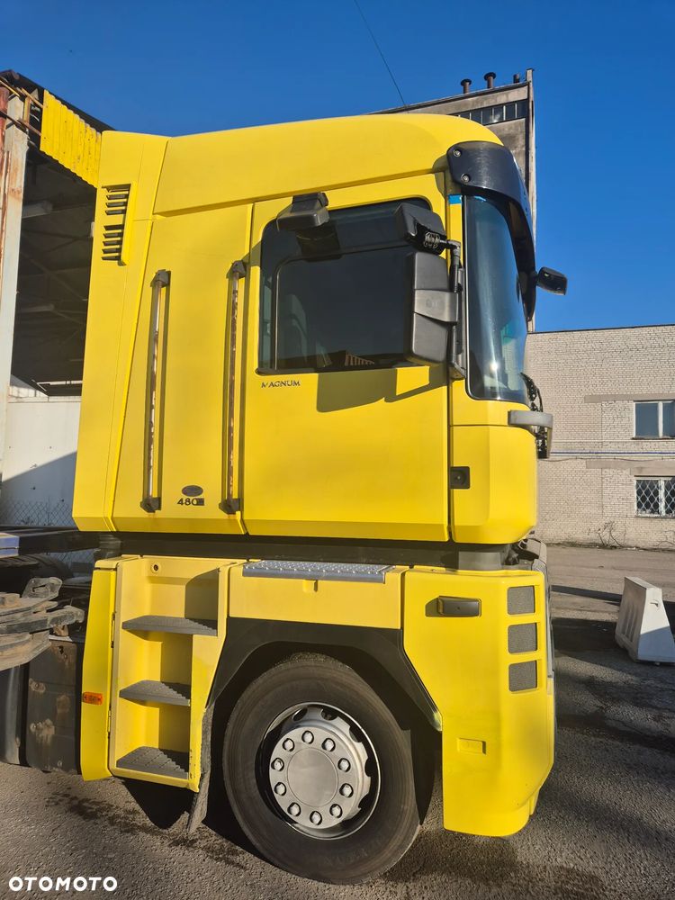 Renault Magnum - 3