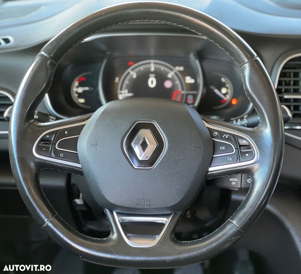 Renault Megane ENERGY dCi 110 Start & Stop Bose Edition - 15
