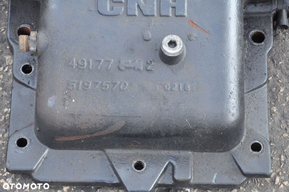 PODNOŚNIK RAMIONA WAŁEK CASE MAXXUM 140 49177/5197570 - 4