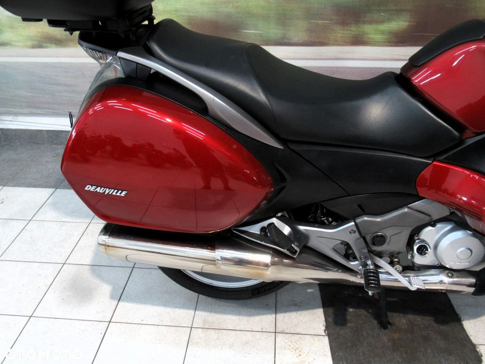Honda Deauville - 12