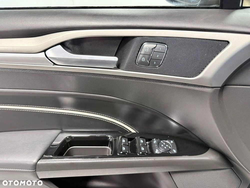 Ford Mondeo 2.0 EcoBlue VIGNALE - 35