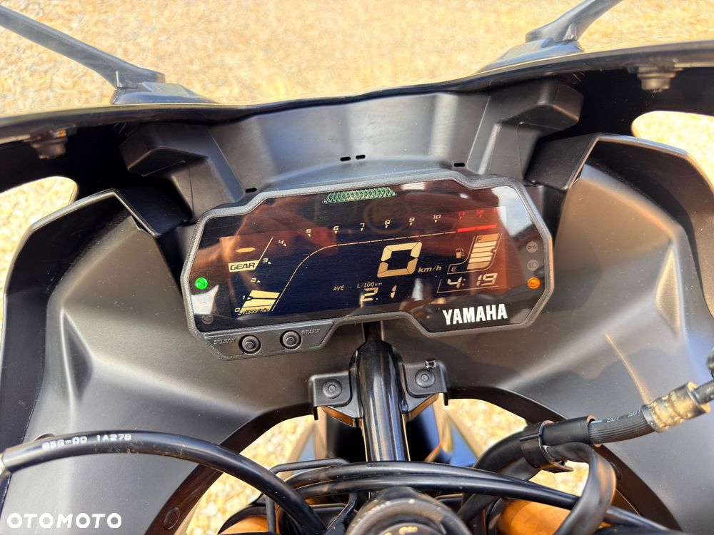 Yamaha YZF - 15