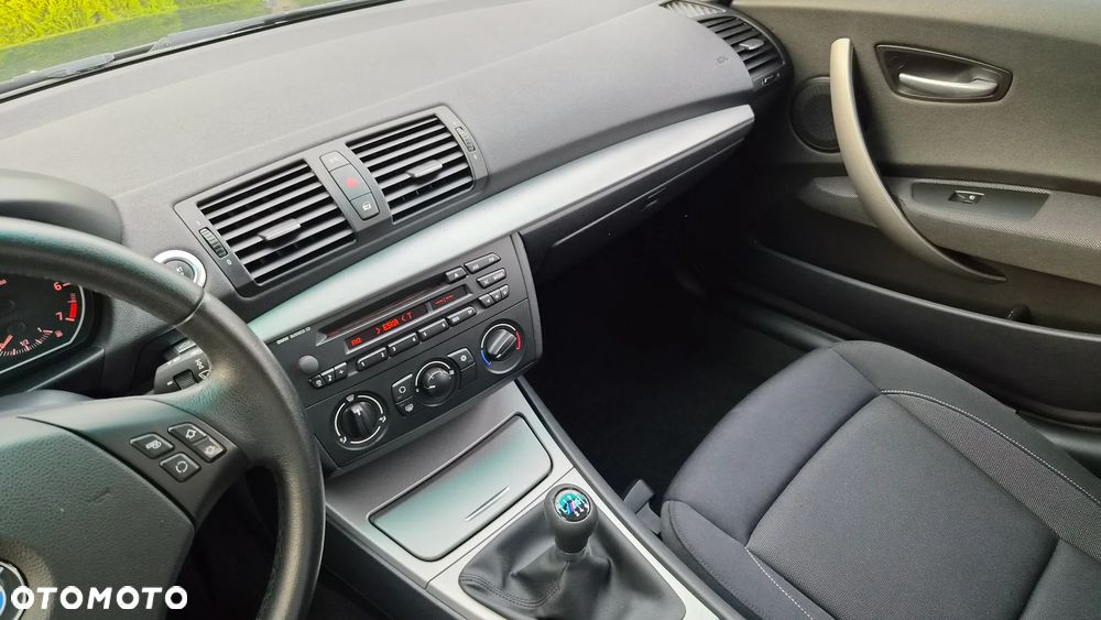 BMW Seria 1 - 17