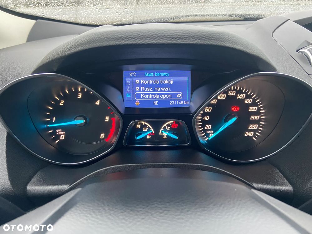 Ford Kuga 2.0 TDCi 4x4 Titanium - 25