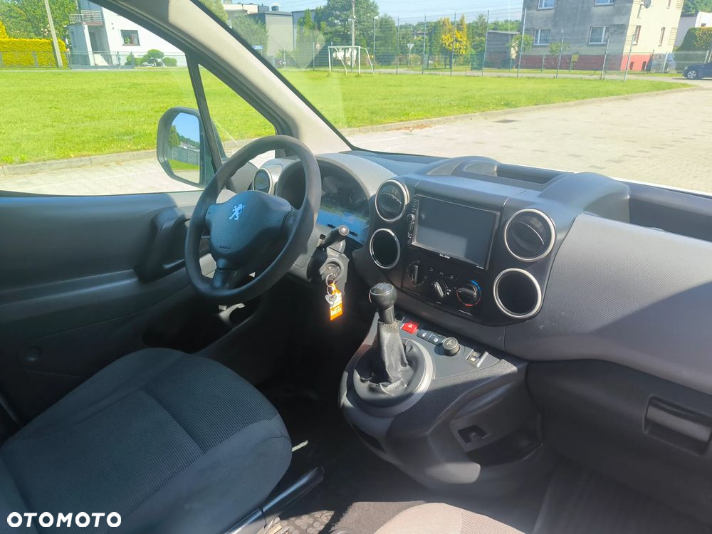 Peugeot Partner - 11