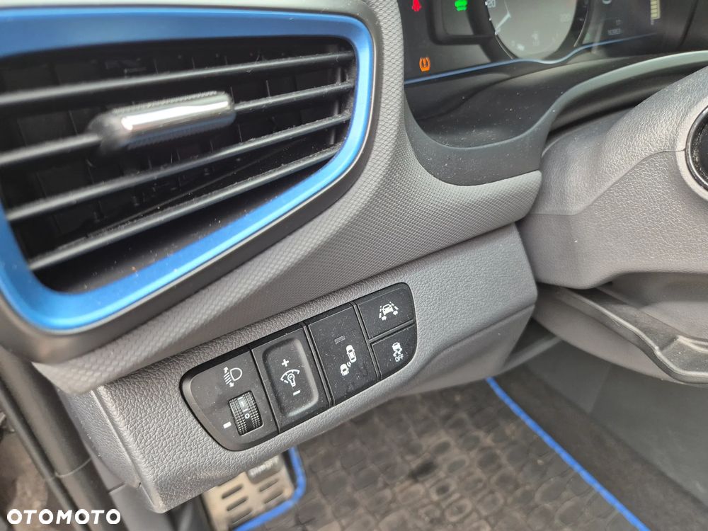 Hyundai IONIQ 1.6 GDI Premium - 12