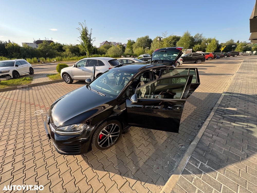 Volkswagen Golf 2.0 TDI DSG GTD - 9