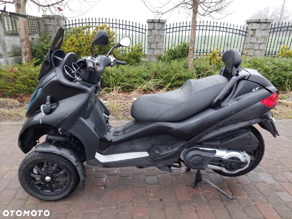 Piaggio MP-3 - 3