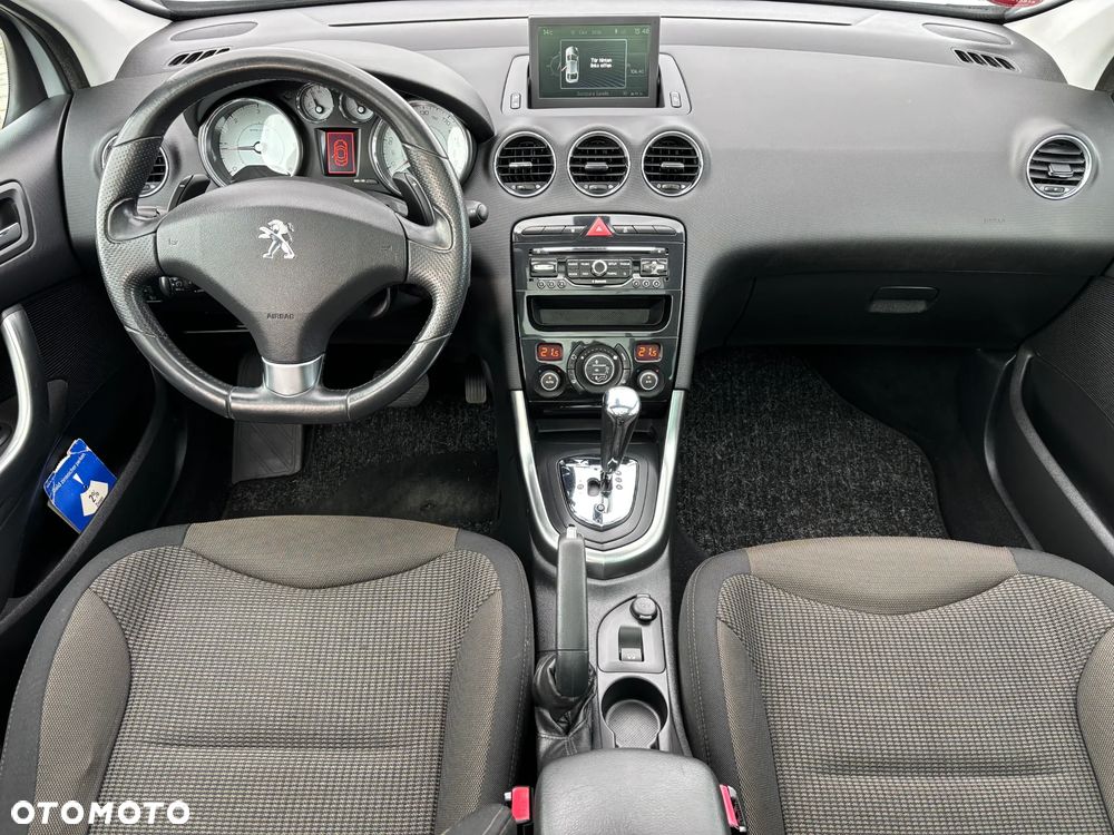 Peugeot 308 e-HDi FAP 115 Stop&Start Business Line Niveau 1 - 6