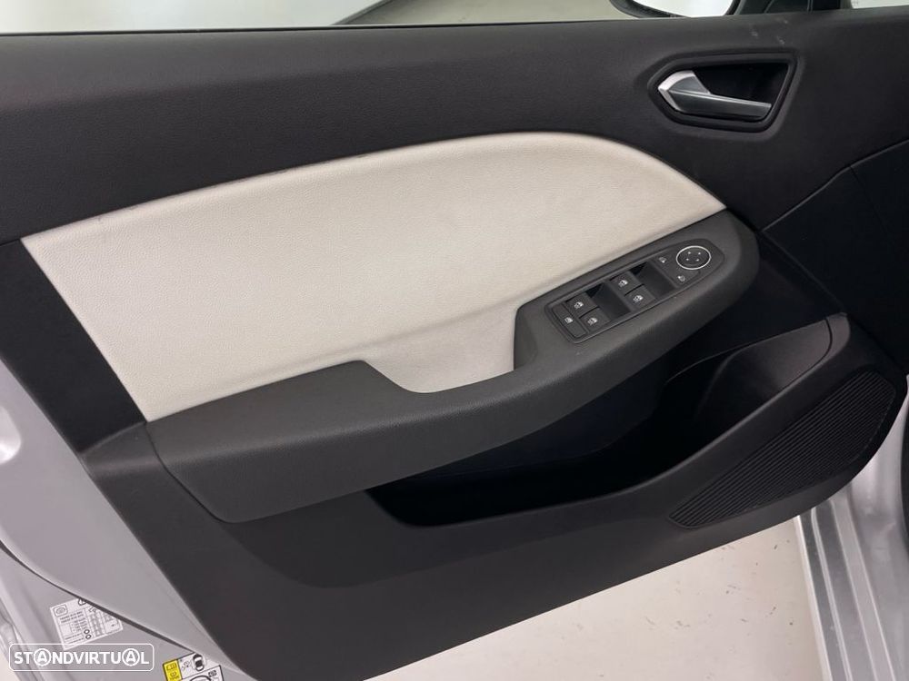 Renault Clio 1.0 TCe Techno - 16