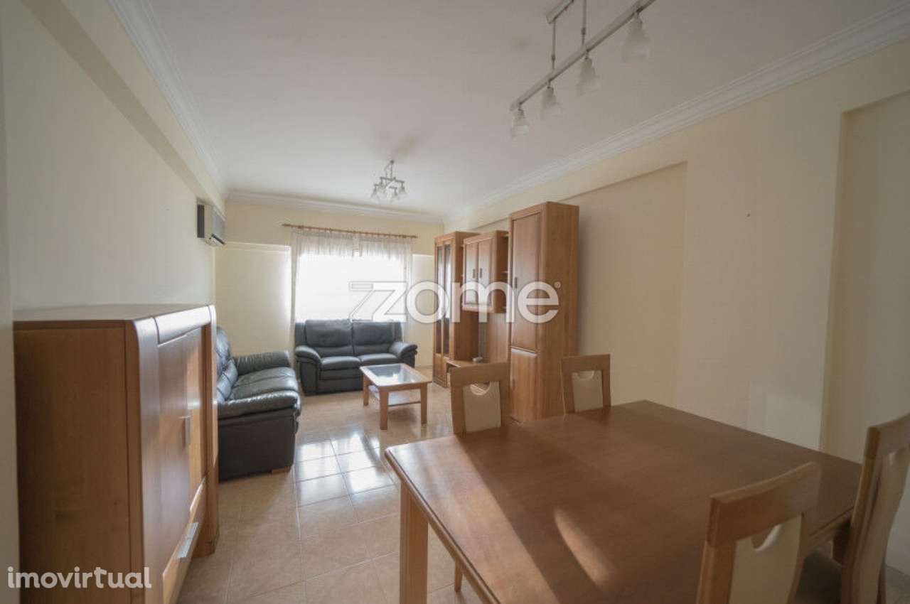 T2 mobilado em Benfica com parqueamento e arrecadação - Grande imagem: 5/45