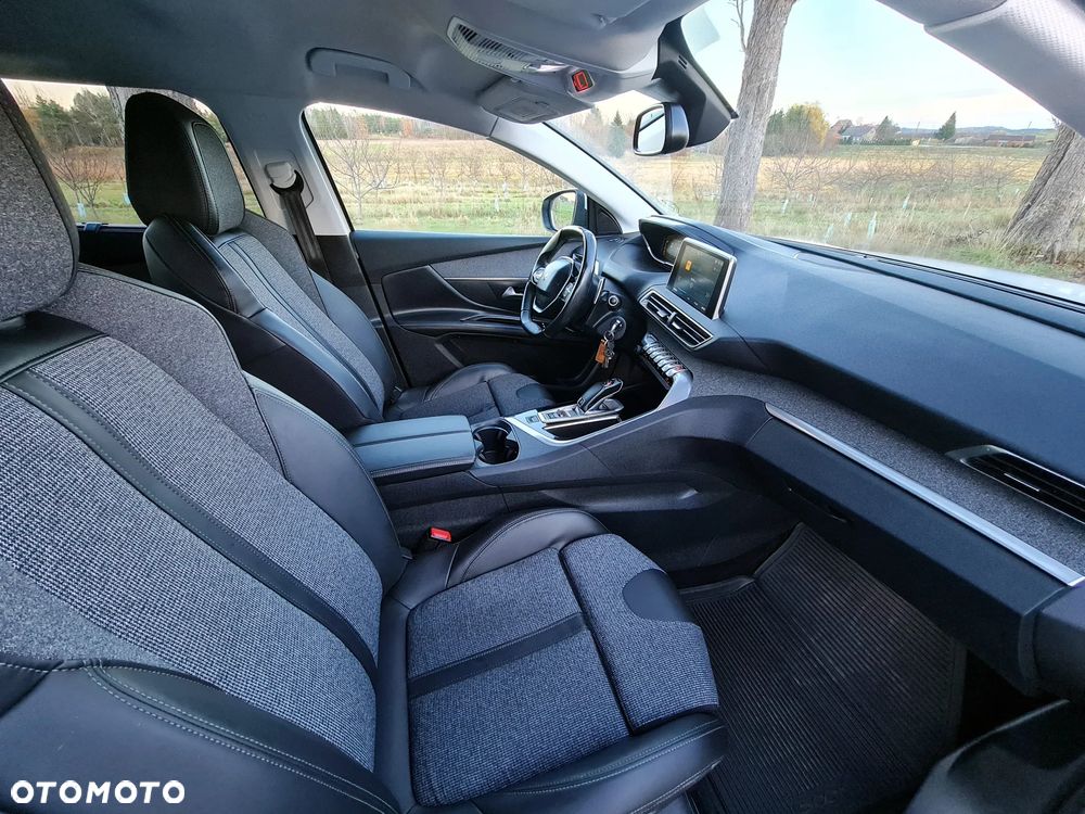 Peugeot 5008 BlueHDi 130 EAT8 Allure - 11
