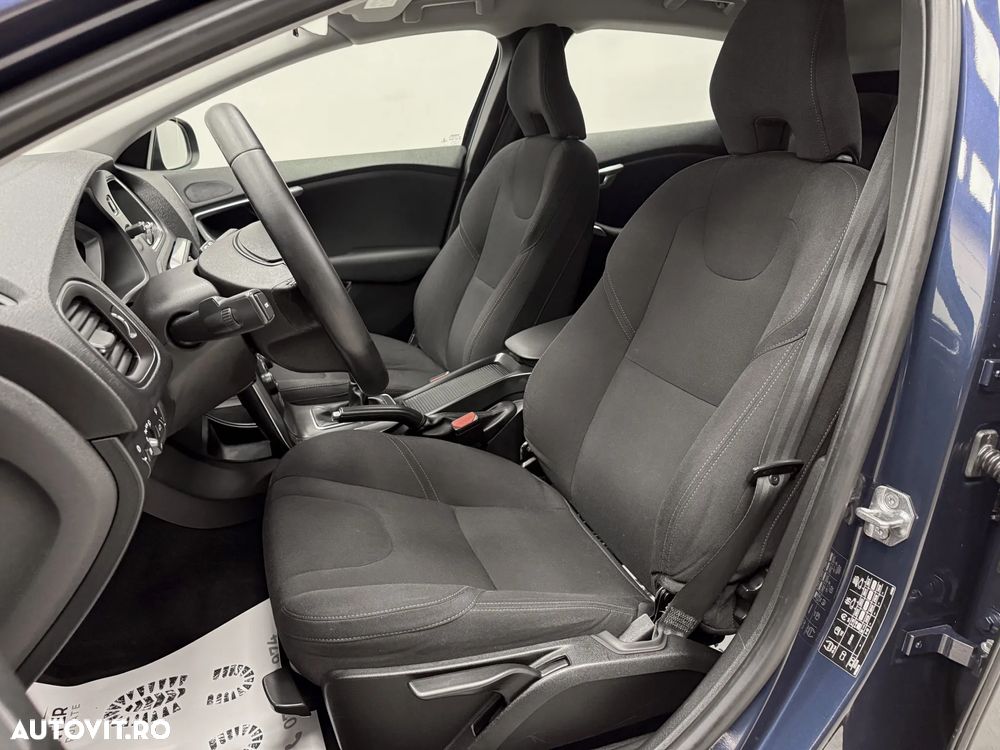 Volvo V40 D4 Kinetic - 7