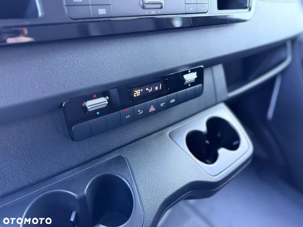 Mercedes-Benz Sprinter - 17