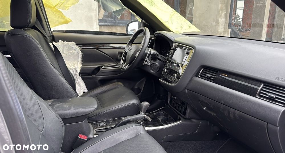 Mitsubishi Outlander 2.0 2WD CVT Diamant Edition - 8