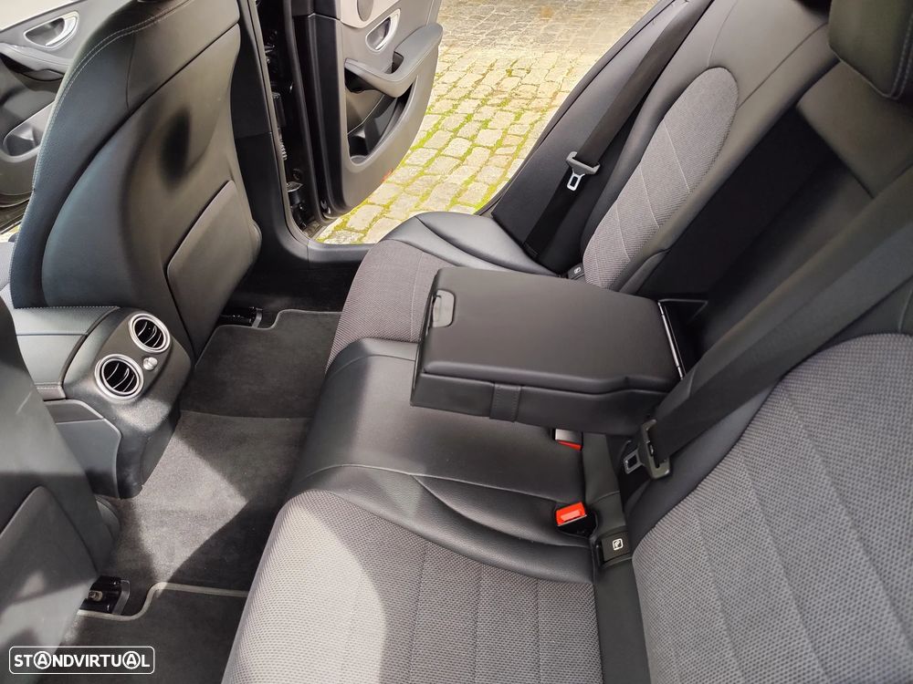 Mercedes-Benz C 300 de Avantgarde - 14