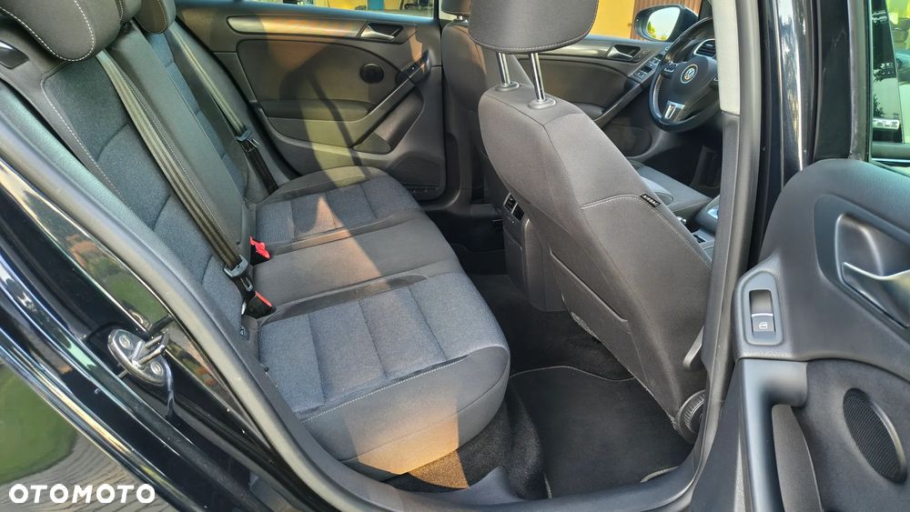 Volkswagen Golf - 12