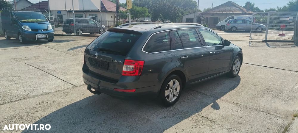 Skoda Octavia 1.6 TDI Ambiente - 6