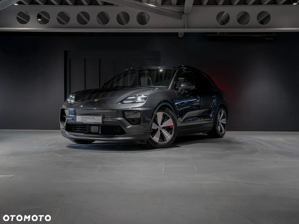 Porsche Macan - 1