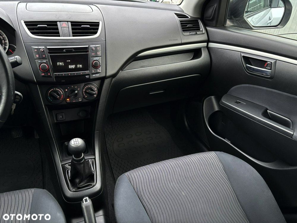 Suzuki Swift 1.2 Premium - 22