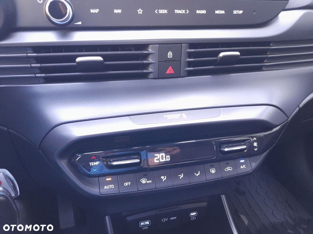 Hyundai i20 1.2 Modern - 27