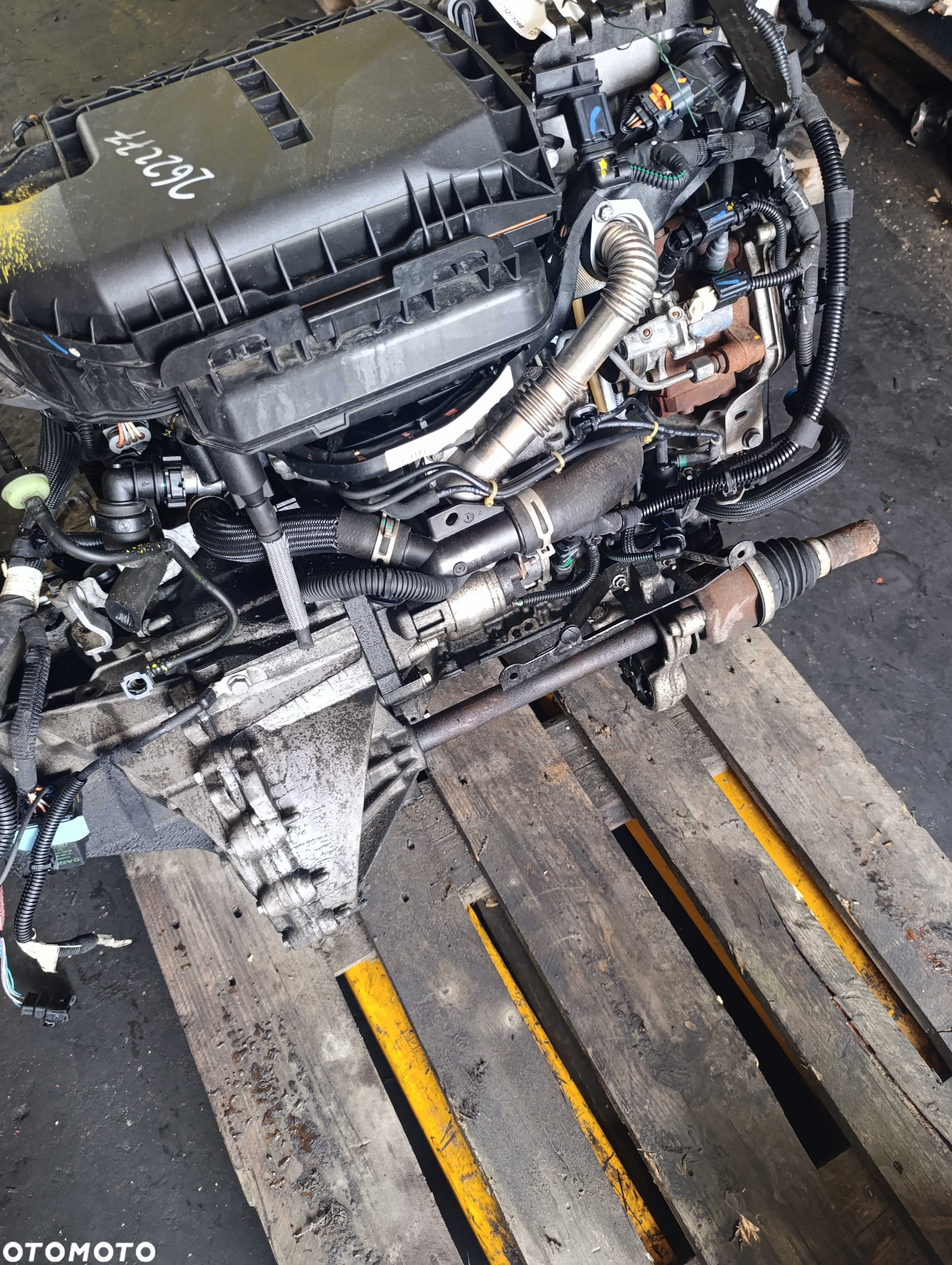 Silnik 1.6 E HDI 9HD Citroen c4 kompletny 11r- - 4